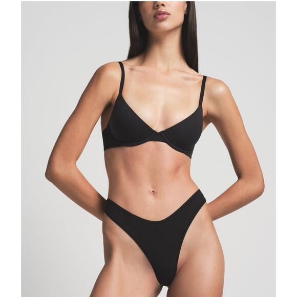 New with Tags Skims Fits Everybody Scoop PLUNGE BRA sZ 38DDDD - Picture 2 of 6